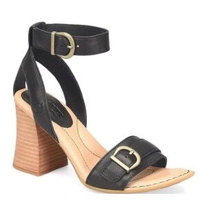 Born Tahlia Heel Sandals New $135
